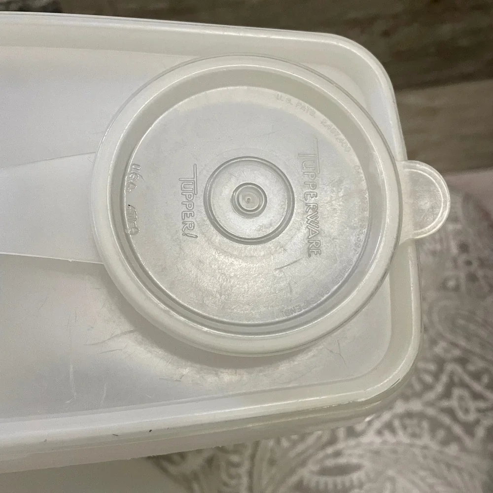 Tupperware pristine pair